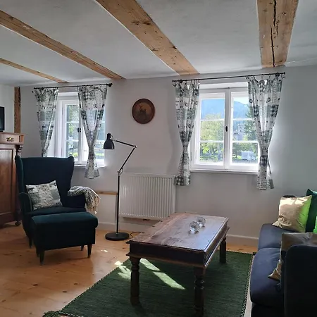 Neu! Im Lueftlmalereck, Hennalahaus * Oberammergau