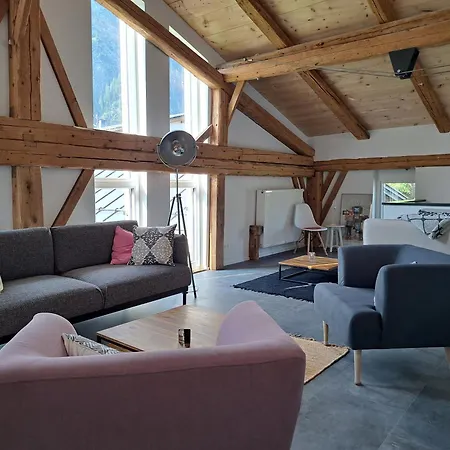 Lejlighed Neu! Im Lueftlmalereck, Hennalahaus